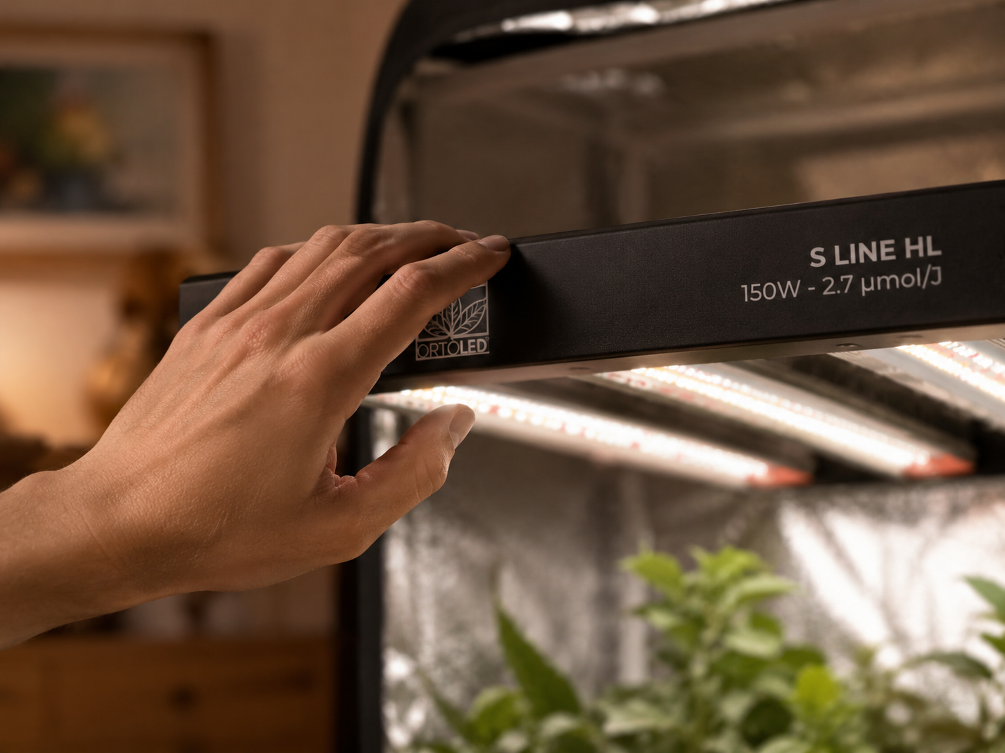 Dettaglio della lampada ORTOLED S-Line HL senza ventola, raffreddamento passivo silenzioso